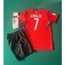 Portekiz KIRMIZI2025 Sezon Ronaldo Milli Takımın Forması 7 Numara  4'lü Set Çorap+Bileklik Hediyeli