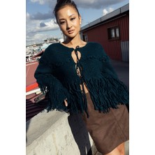 Nisan Triko Püsküllü Triko Hırka