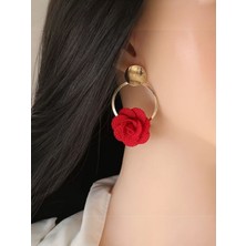 Alya's Aksesuar Altın Kaplama Şık Kırmızı Çiçek Sallantılı Küpeler