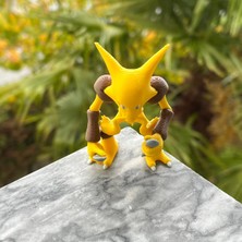 Alakazam #0065 Figürü – Koleksiyonluk Masa Üstü Dekor