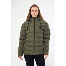 D1fference İçi Astarlı Cepli Kapüşonlu Jel Elyaflı Su ve Rügar Geçirmez Kadın Kışlık Mont