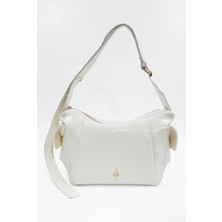 Hüvendo Parlak Deri Yan Cep Detaylı Ayarlanabilir Askılı Günlük Orta Boy Kadın Omuz Çantası Beyaz