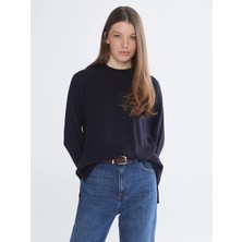 LC Waikiki Lcw Comfort Lacivert Bisiklet Yaka Oversize Kadın Triko Kazak