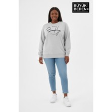 Superlife Kadın Büyük Beden El Yazılı Brooklyn Baskılı  Bisiklet Yaka Ince Sweatshirt SPR26BSWK956-6