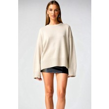 Ugdelia Kadın Yumuşak Dokulu Oversize Ekru Triko Kazak