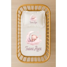 Moda Lime Isimli Bebek Nevresim Takımı 70X120 –pembe Ay Bulut Üzerinde Uyuyan Ayıcık Fırfırlı Dolgulu Yastıklı