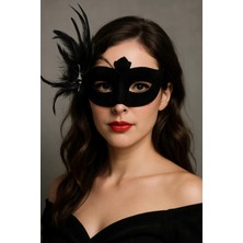 Seçkin Trend Siyah Renk Yandan Tüylü Süet Kaplama Beyaz Incili Parti Maskesi 18X15 cm