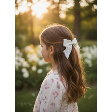 Toka Delisi El Yapımı Krem Fisto Çocuklar Için Şık Fiyonklu Toka Davet Balo Özel Gün Pens Toka