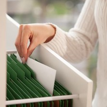 Storemax Bağlantı Elemanları ile Basın Tahtası Sınıflandırma Dosya Klasörü, 2 Bölücü, 2" Genişletme, Yasal Boyut, Yeşil, Kutu Başına 10 (19033)