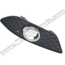 Rose Mercedes W204  Tampon Izgarası Ön Sağ; Kapalı Sis Far Çerçeveli - 2011-13 M N2048803924
