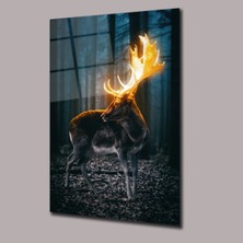 Arkasına Bakan Alev Boynuzlu Geyik Hayvanlar Alemi Cam Tablo PCT0789