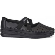 Nesil Shoes Ayzen 772 Siyah Delikli Anatomik Kadın Ayakkabı