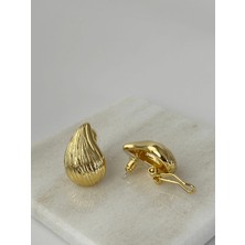 Calista Aksesuar Parlak ve Desenli Altın Renkli Damla Şekilli Gold Küpe