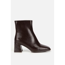 Yaya By Hotiç Kadın Rugan Kahverengi Fermuarlı Küt Burunlu Topuklu Bot