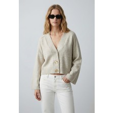 Nahide Kadın Oversize Gold Düğmeli Triko Hırka