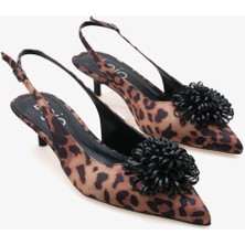 LOJO Kadın Çiçek Tokalı Arkası Açık Sivri Burun Topuklu Stiletto Fernas