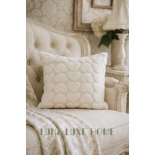 Luna Luxe Home Özel Tasarım Kalp Desenli Dekoratif Peluş Kırlent Kılıfı