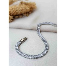 Mira Baget Taşlı Su Yolu Çelik Bileklik – Şık ve Zarif Tasarım