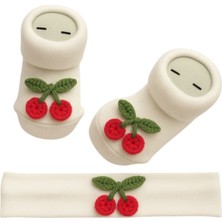 Style Baby Amazing Hoşgeldin Bebek, Yenidoğan Kız Bebek, El Örgüsü Meyve Motifli Bandana ve Çorap  Hediye Seti