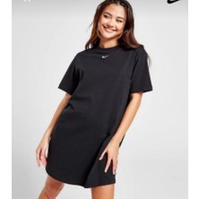 Nike Sportswear Essential Siyah Kadın Elbise Kısa Kol Bisiklet Yaka Rahat Stil Özel Olaylar İçin