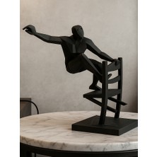 Linova Soyut Sandalyedeki Adam Heykel Biblo Dekoratif Obje