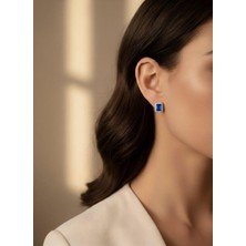 Toka Delisi Kadın Trend Modern Line Gümüş Renk Mavi Zirkon Taşlı Küpe