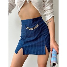 Zincir Detaylı Çizgili Şort Etek