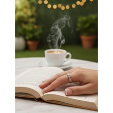 Toka Delisi Kadın Trend Zirkon Taşlı Gold Yüzük