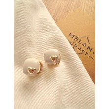 Melanj Craft Kalp Sembollü Beyaz Kare Çelik Küpe - Gold