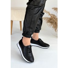 Erbilden Tone Siyah Cilt Bağcıklı Spor Ayakkabı