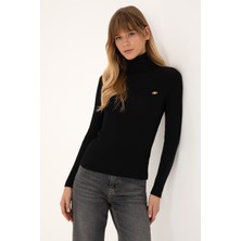 U.S. Polo Assn. Kadın Siyah Boğazlı Kazak 50314756-VR046