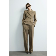 Love My Body Moda Tutkusu Cep Detaylı Pileli Kargo Pantolon Haki 153M2259000