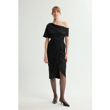 Love My Body Tek Omuz Saten Elbise Siyah 124L9656000