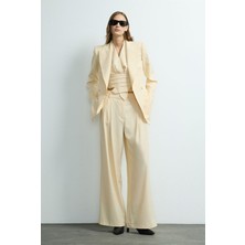 Love My Body Moda Tutkusu Pileli Geniş Paça Pantolon Vanilya 153M2228000