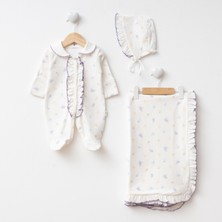 Eda Baby Zarif Çiçek Desenli Fırfırlı Kendinden Eldivenli Tulum Şapka ve Battaniye Yenidoğan 3'lü Takım