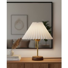 Decodelight Bambu Tabanlı Modern Gold Metal Ayaklı 22'lik Pileli Beyaz Kumaş Şapkalı Mini Abajur Masa Lambası