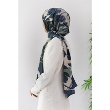 Vissona Lüks Medine Ipeği Geometrik Desenli Indigo Renkli 75X195 Kırışmaz Şal Moss Krep Dikiş Tipi Italyan Dikişli