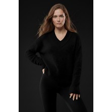 Studio Fashion 1988 Kadın Siyah Oversize V Yaka Yumuşak Dokulu Kazak