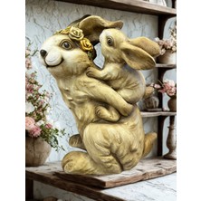 İki Cadı Tasarım Yavrulu Taçlı Tavşan Dev Boy Dekoratif Polyester Obje