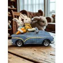 İki Cadı Tasarım Tavşan Araba Dekoratif Polyester Obje