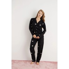 Pijamoni Kadın Önden Düğmeli Uzun Kollu Papatya Desenli Pijama Takımı