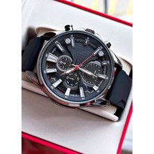 Weluxa Silikon Kordonlu Siyah Renk Kasa Spor Erkek Kol Saati