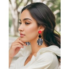 Alya's Aksesuar Siyah Beyaz Akrilik Zebra Küpe