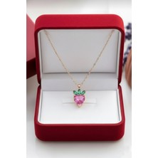 Çekirdek Jewelry 925 Ayar Gümüş Kalplı Taşlı Çilek Kolye