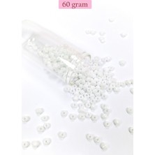 TrentCo Dökme Cam Kum Boncuk Büyük Boy (6/0) 4 mm - 60 Gram - Kar Beyaz - BNC109