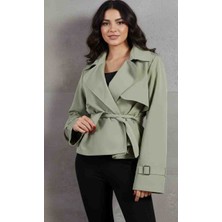 Kruvaze Yaka Tokalı Kısa Trençkot