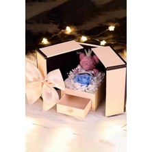 Küçük Ayıcıklı Çiçekli Hediye Kutusu