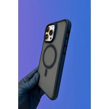 Tepex Iphone 14 Promax Modeliyle Uyumlu Yan Tarafları Çizgli Korumalı Şık ve Tarz Kılıf.