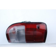 TR Cn Sağ Stop Toyota Hilux 1998-2001 LN145 Uyumlu 8155035130