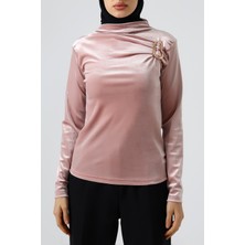 Sabr Kadife Yarım Balıkçı Yaka Tokalı Bluz – Zarif & Şık Kadın Bluz